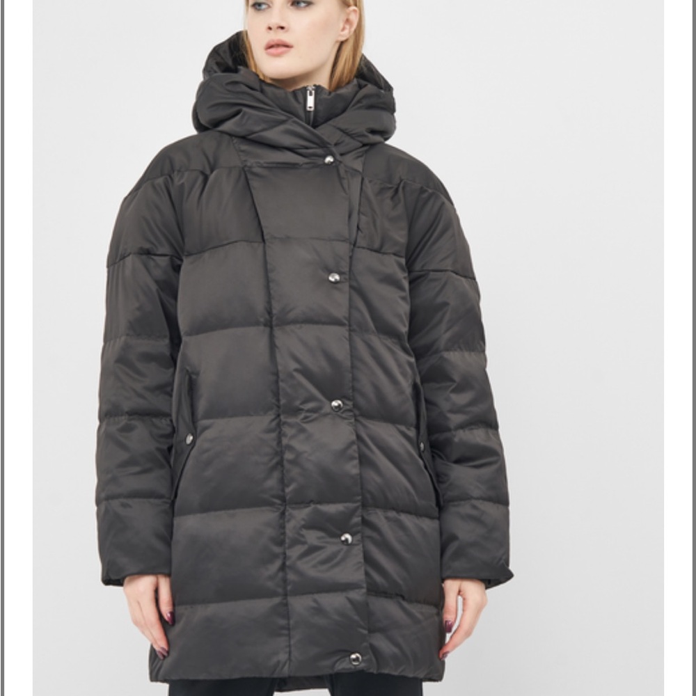 Zara Women's Black Down, Water Repellent, Hooded Puffer Coat